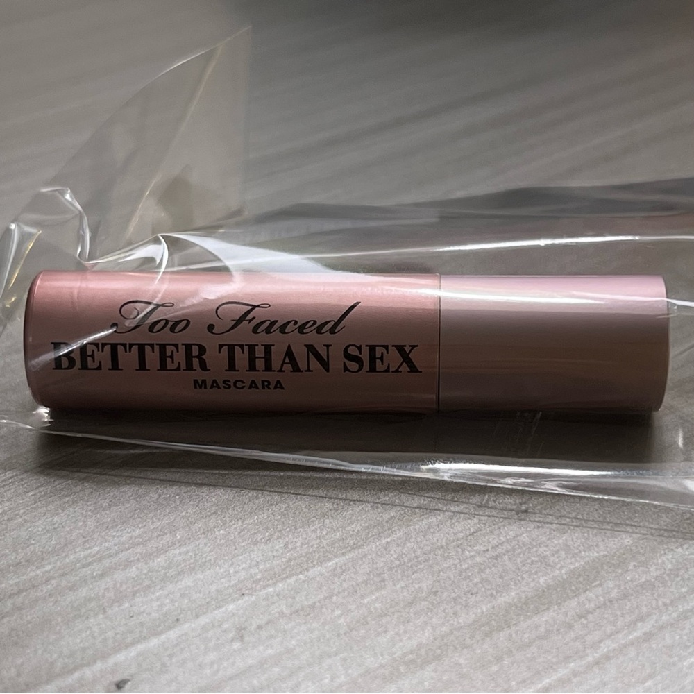 ⭐️ 2/$14 Too Faced Better Than Sex Mascara 3.9g NEW - Picture 2 of 7